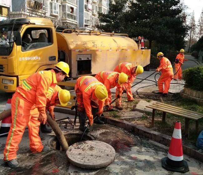 乌鲁木齐市政管道清淤