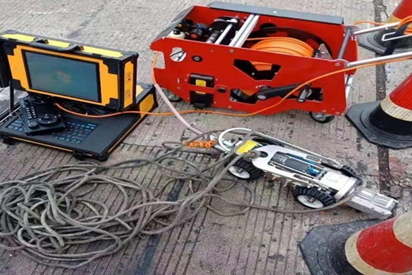 乌鲁木齐CCTV管道检测机器人